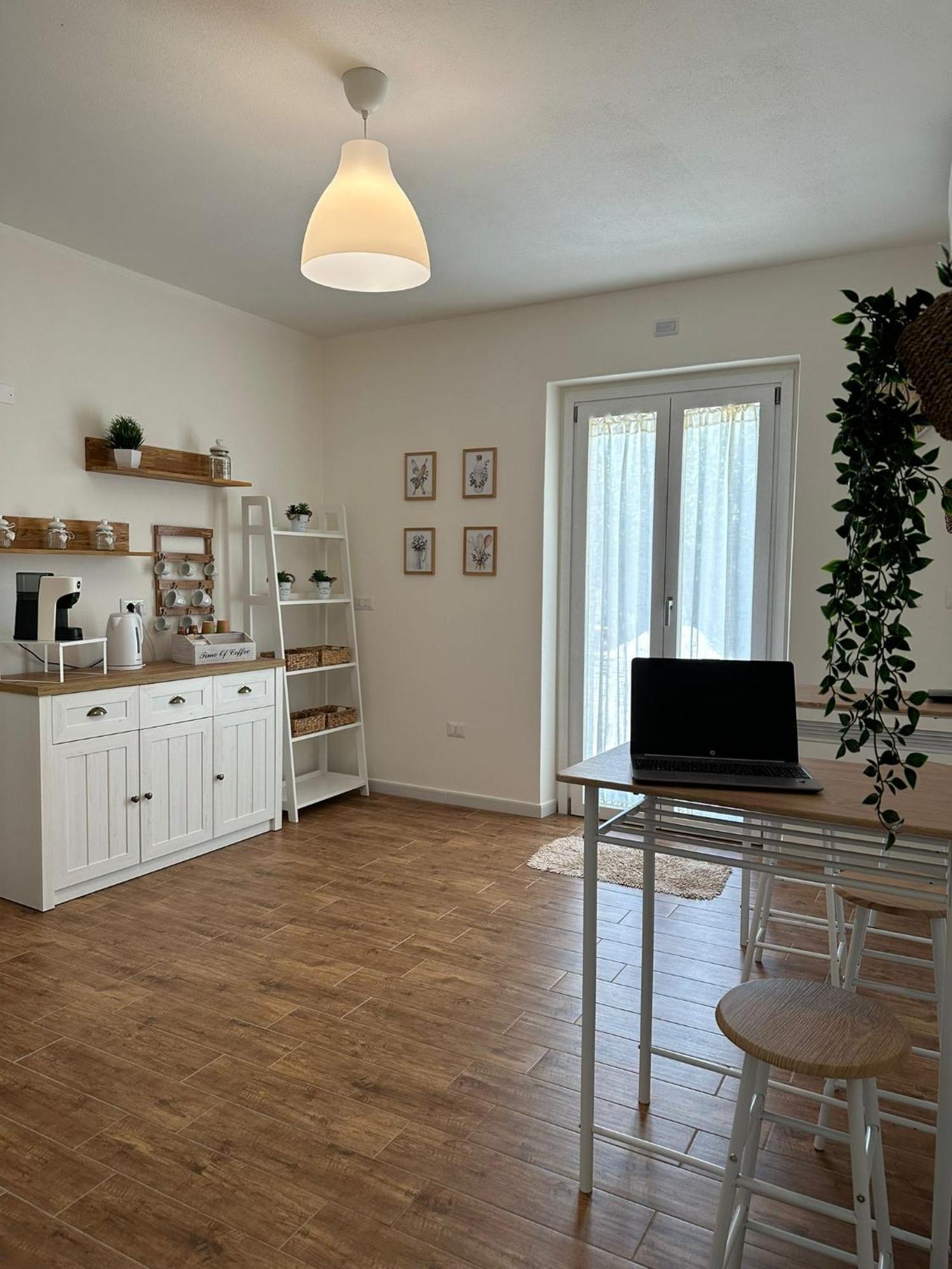 Mavi Rooms San Gavino Monreale Eksteriør bilde